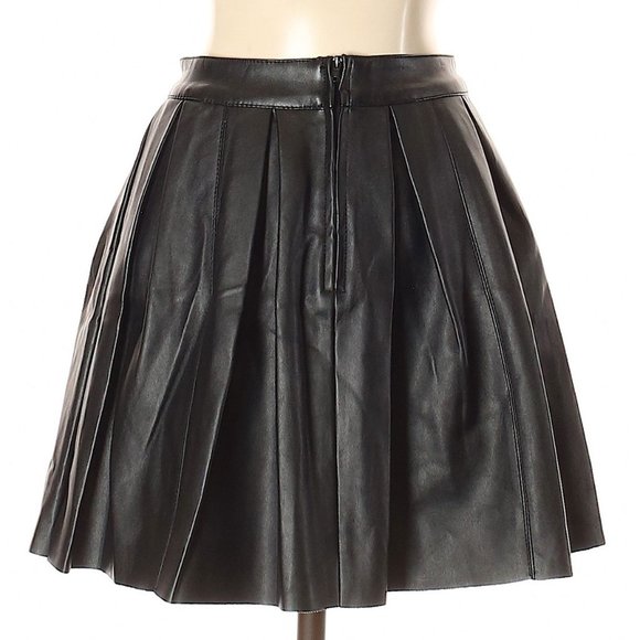 ASOS Black Faux Leather Skirt (NWOT) - Picture 2 of 2